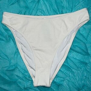 NWT Cupshe Women’s Textured Ivory Bikini Bottoms
